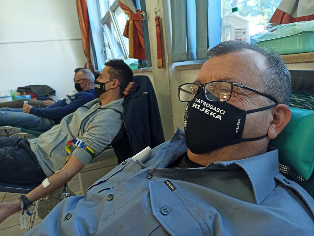 Akcija darivanja krvi JVP Rijeka i KN Armada